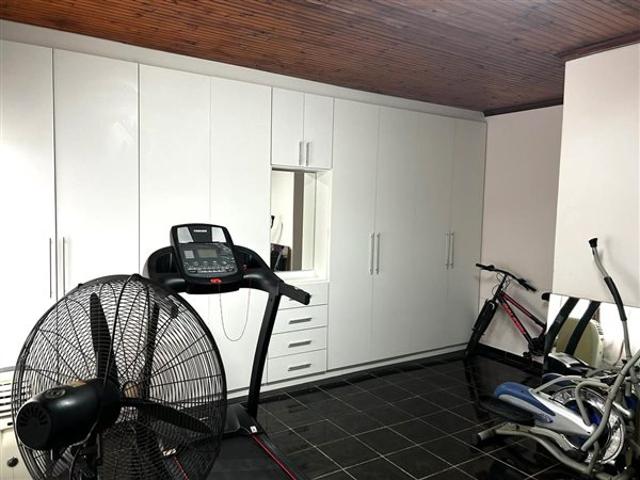 3 Bedroom House in Shastri Park
