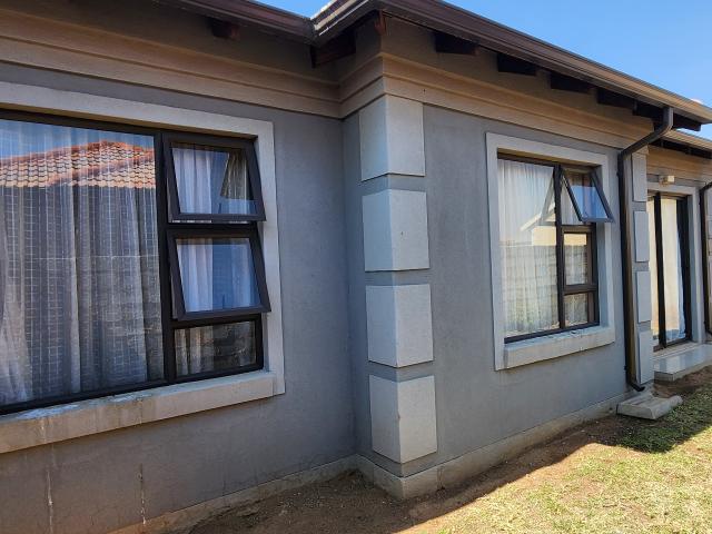 3 Bedroom House in Sharon Park