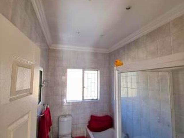 3 Bedroom House in Sharonlea