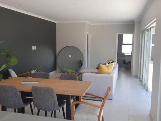 3 Bedroom House in Sheffield Beach