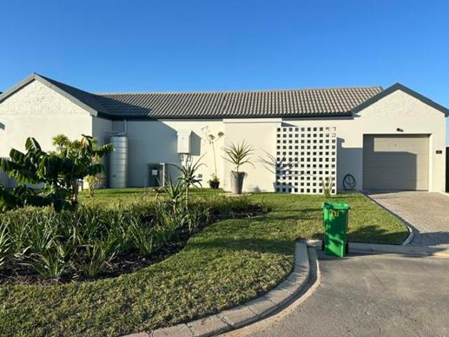 3 Bedroom House in Sheffield Beach