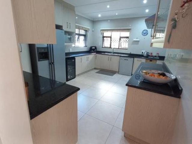 3 Bedroom House in Shelly Beach