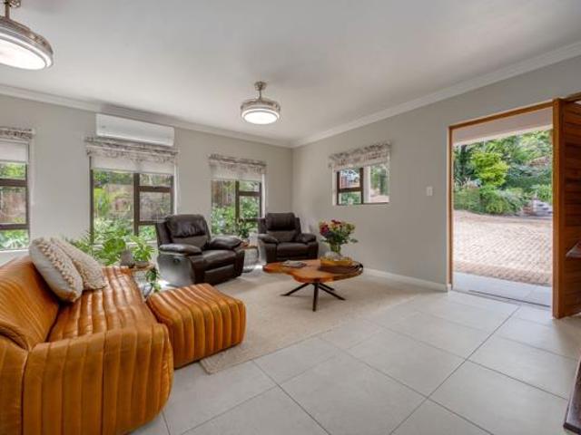 3 Bedroom House in Shelly Beach