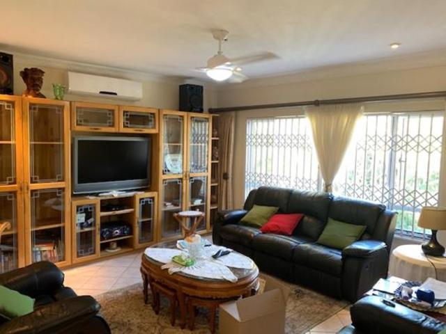 3 Bedroom House in Shelly Beach