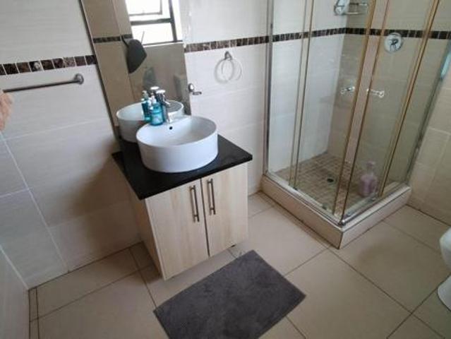 3 Bedroom House in Shellyvale