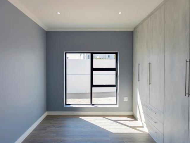 3 Bedroom House in Shelley Point