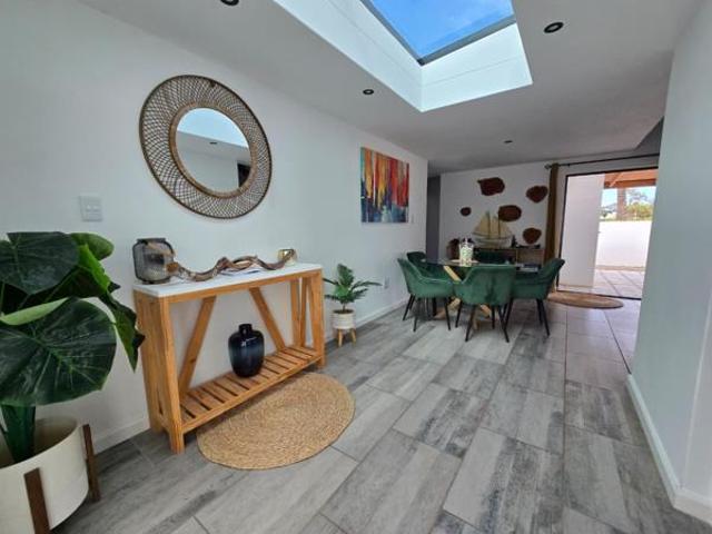 3 Bedroom House in Shelley Point