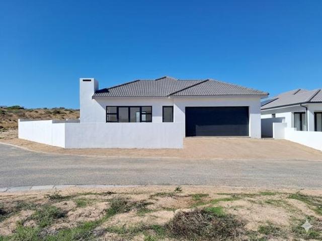 3 Bedroom House in Shelley Point