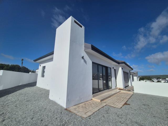 3 Bedroom House in Shelley Point