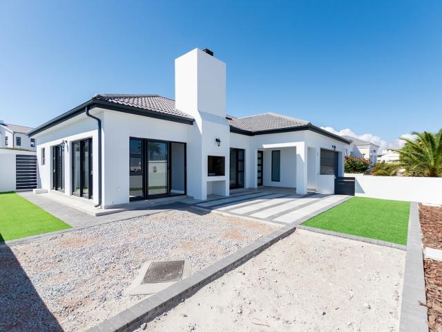 3 Bedroom House in Shelley Point