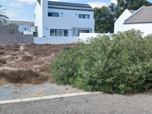 3 Bedroom House in Shelley Point