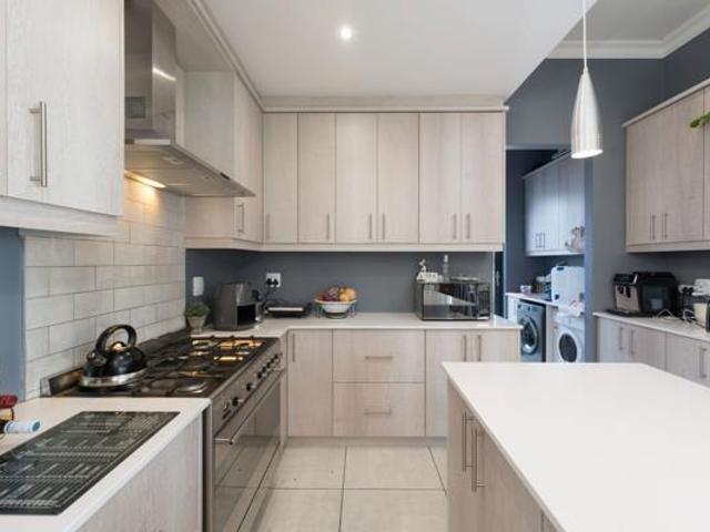 3 Bedroom House in Sitari