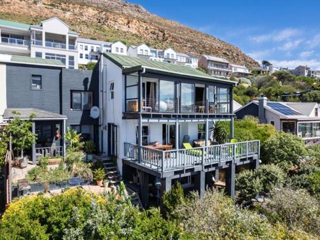 3 Bedroom House in Simon's Town Central