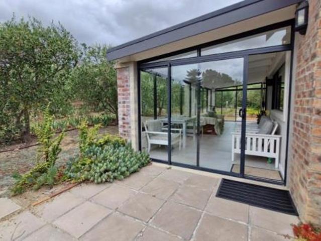 4 Bedroom House in Sir Lowrys