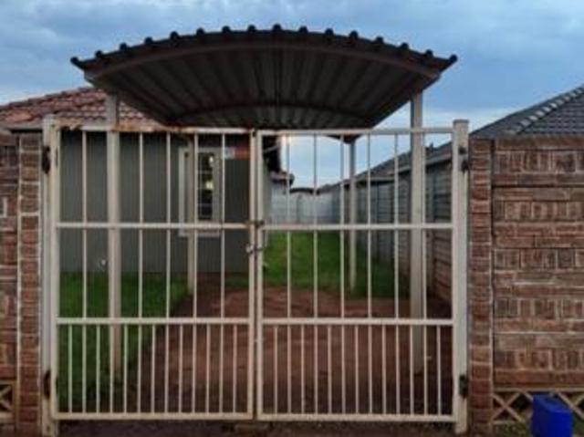 3 Bedroom House in Sky City