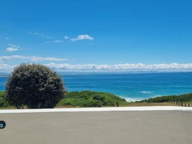 3 Bedroom House in St Francis Bay Village