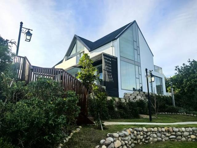 3 Bedroom House in St Francis Bay Village