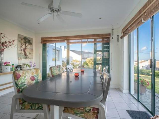 3 Bedroom House in St Francis Bay Village
