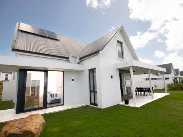 3 Bedroom House in St Francis Links Golf Estate