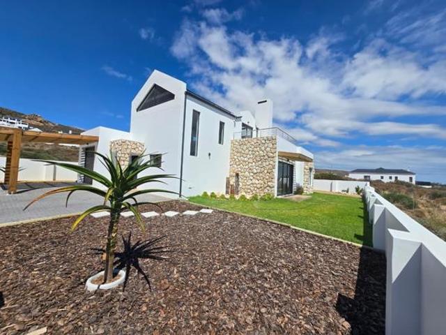 3 Bedroom House in Steenbergs Cove