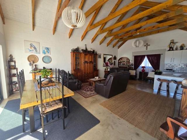 3 Bedroom House in Flagship