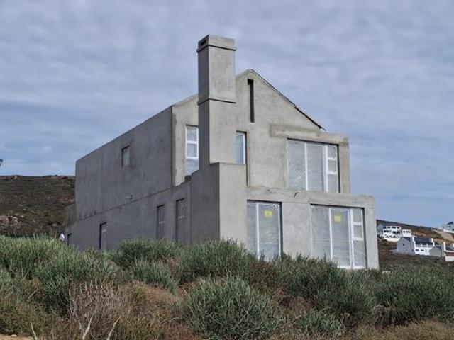 3 Bedroom House in St Helena Views