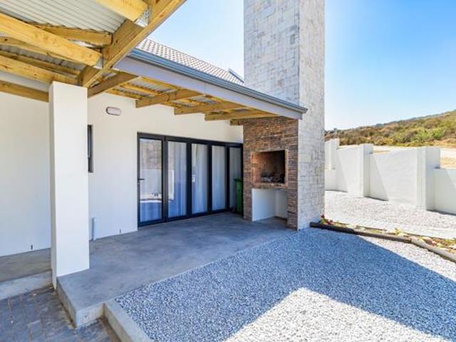 3 Bedroom House in St Helena Views