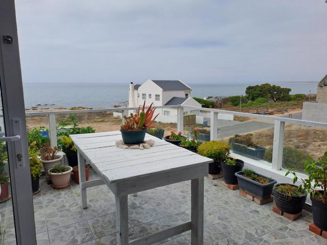 3 Bedroom House in St Helena Views