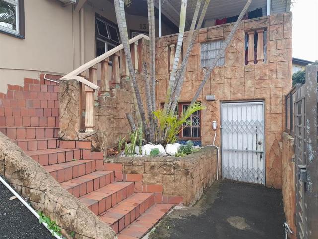 3 Bedroom House in Stanmore