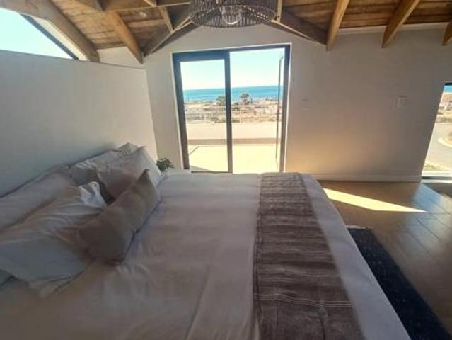 3 Bedroom House in Steenbergs Cove