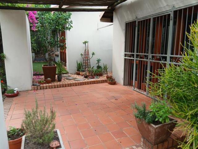 3 Bedroom House in Sterpark