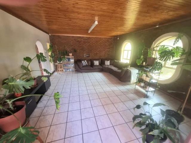 3 Bedroom House in Sterpark