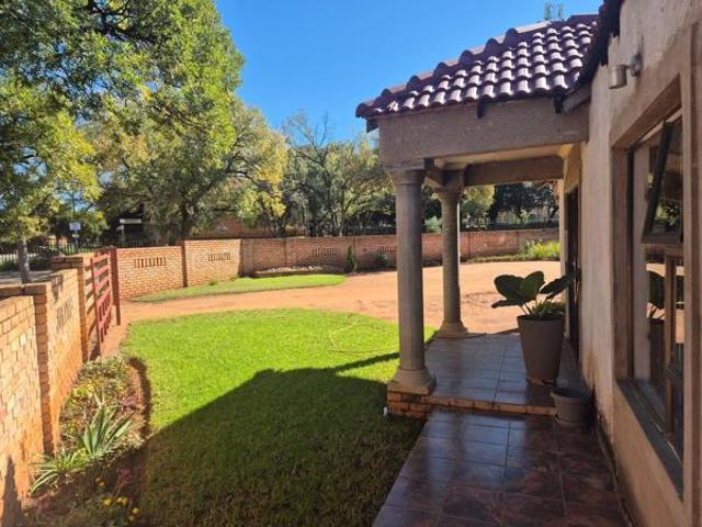 3 Bedroom House in Stilfontein