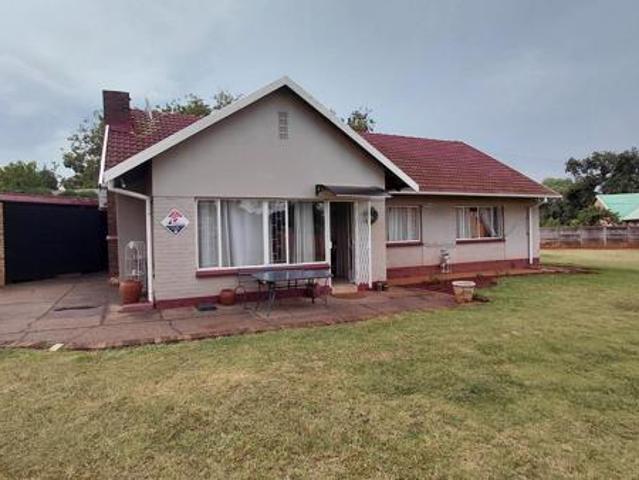 3 Bedroom House in Stilfontein
