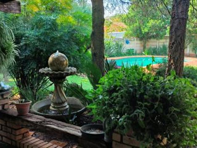 3 Bedroom House in Stilfontein