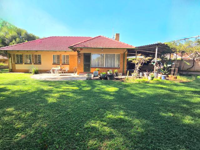 3 Bedroom House in Stilfontein