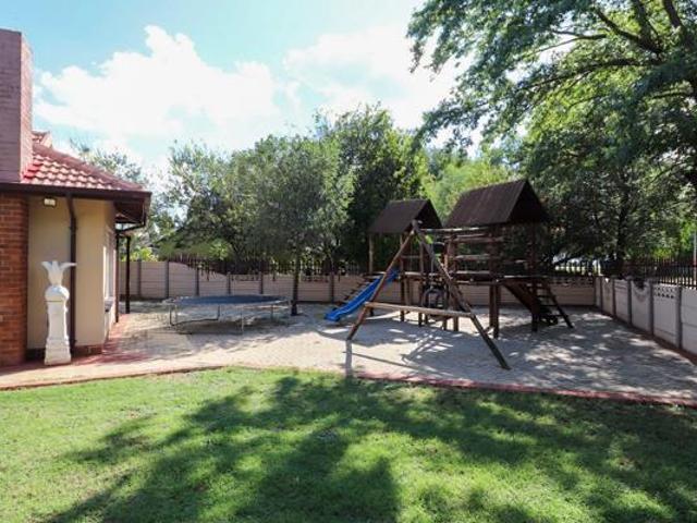 3 Bedroom House in Stilfontein