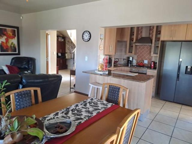 3 Bedroom House in Stonehenge