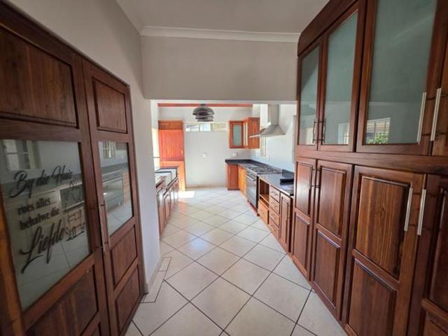 3 Bedroom House in Stonehenge