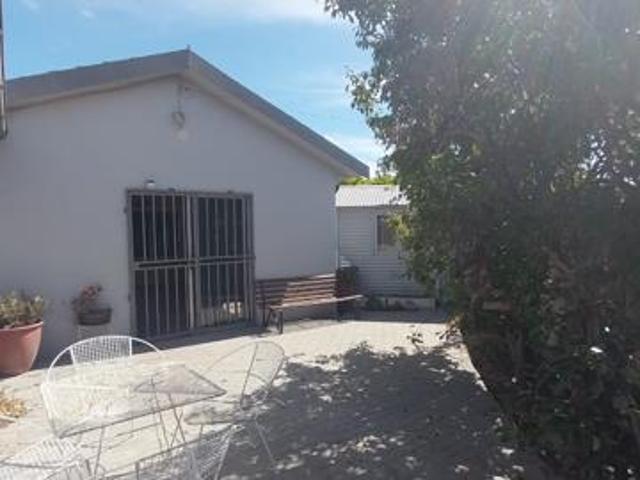 3 Bedroom House in Strand Central