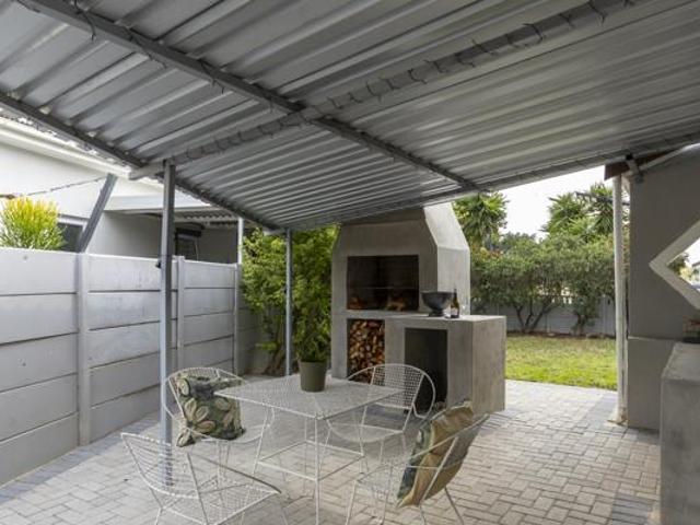 3 Bedroom House in Strand Central
