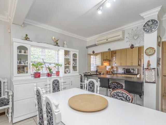 3 Bedroom House in Strathavon