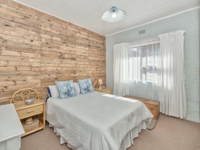 3 Bedroom House in Struisbaai