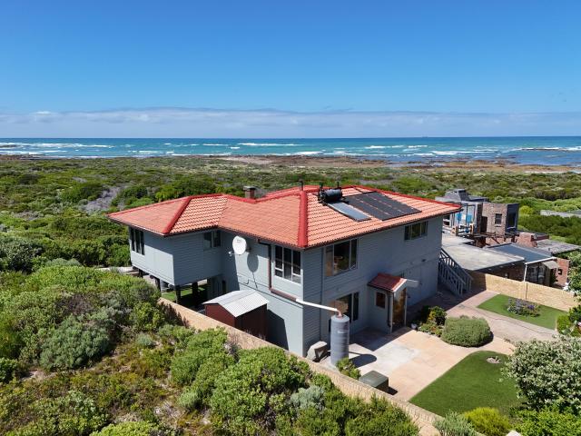 3 Bedroom House in Suiderstrand