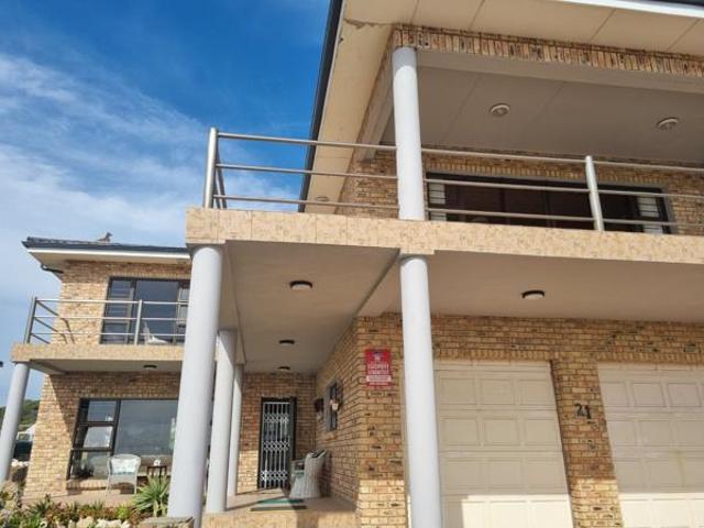 3 Bedroom House in Suiderstrand