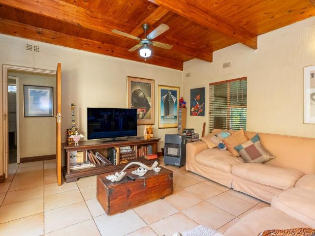 3 Bedroom House in Sundowner