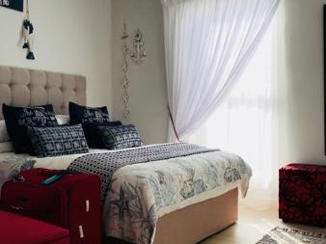 3 Bedroom House in Sunningdale