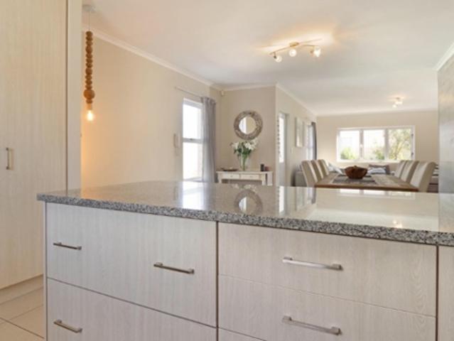 3 Bedroom House in Sunningdale
