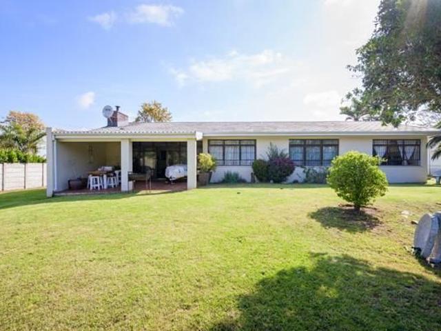 3 Bedroom House in Sunridge Park