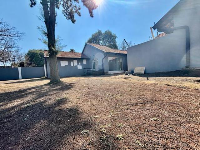 3 Bedroom House in Sunward Park